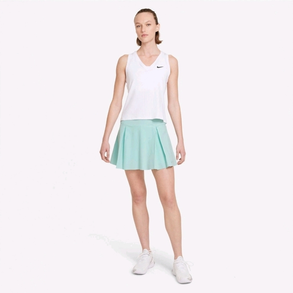 Nike Womens Mint Green/Blue Skirt Size Small NWT